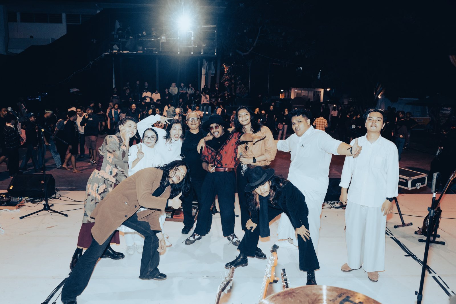 The Progeny of Holy Moly: Kelahiran Kedua dan Bara untuk Kamisan