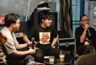 Lagu Cinta Orde Baru: Dari Lagu Cengeng ke Uang Palsu