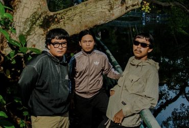 The Simone dan Maxi Single tentang Kereta