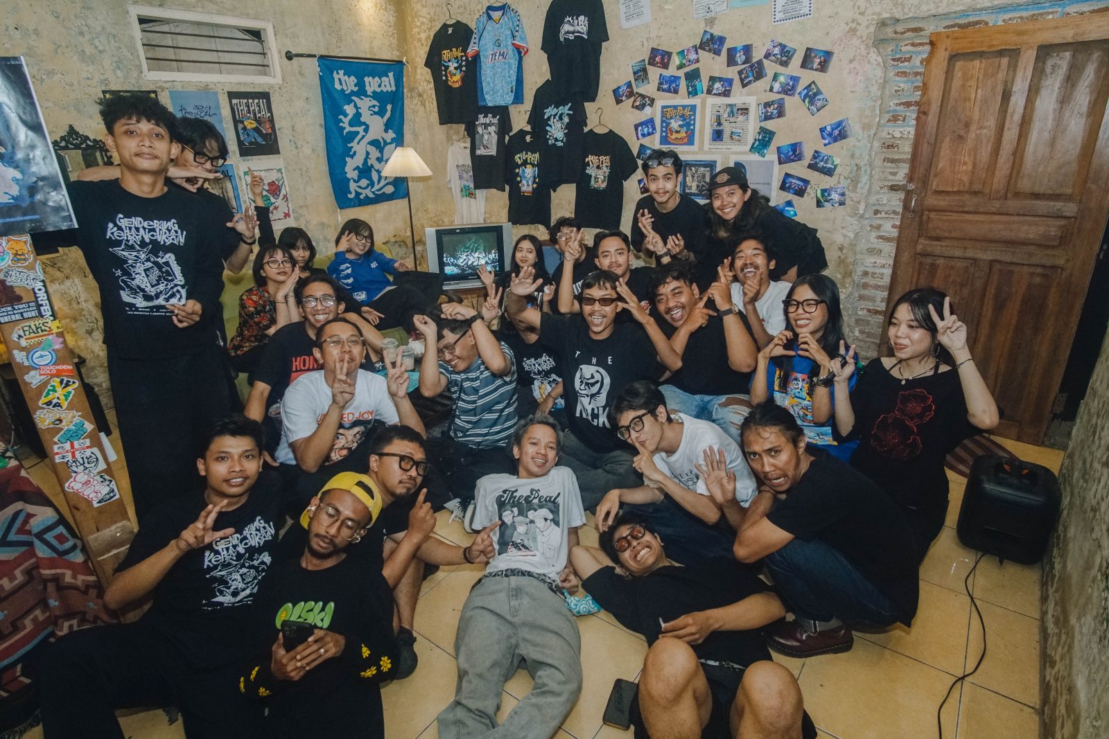 Genderang Kehancuran: Hajatan Penting The Peal