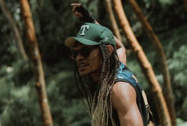 Uncle T dan Pesta yang Kesekian dalam Wild and Free