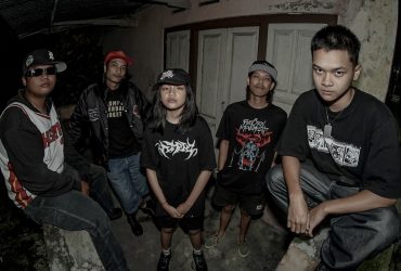 Never Breakdown: Betray dan Agresivitas Old School Beatdown yang Cukup