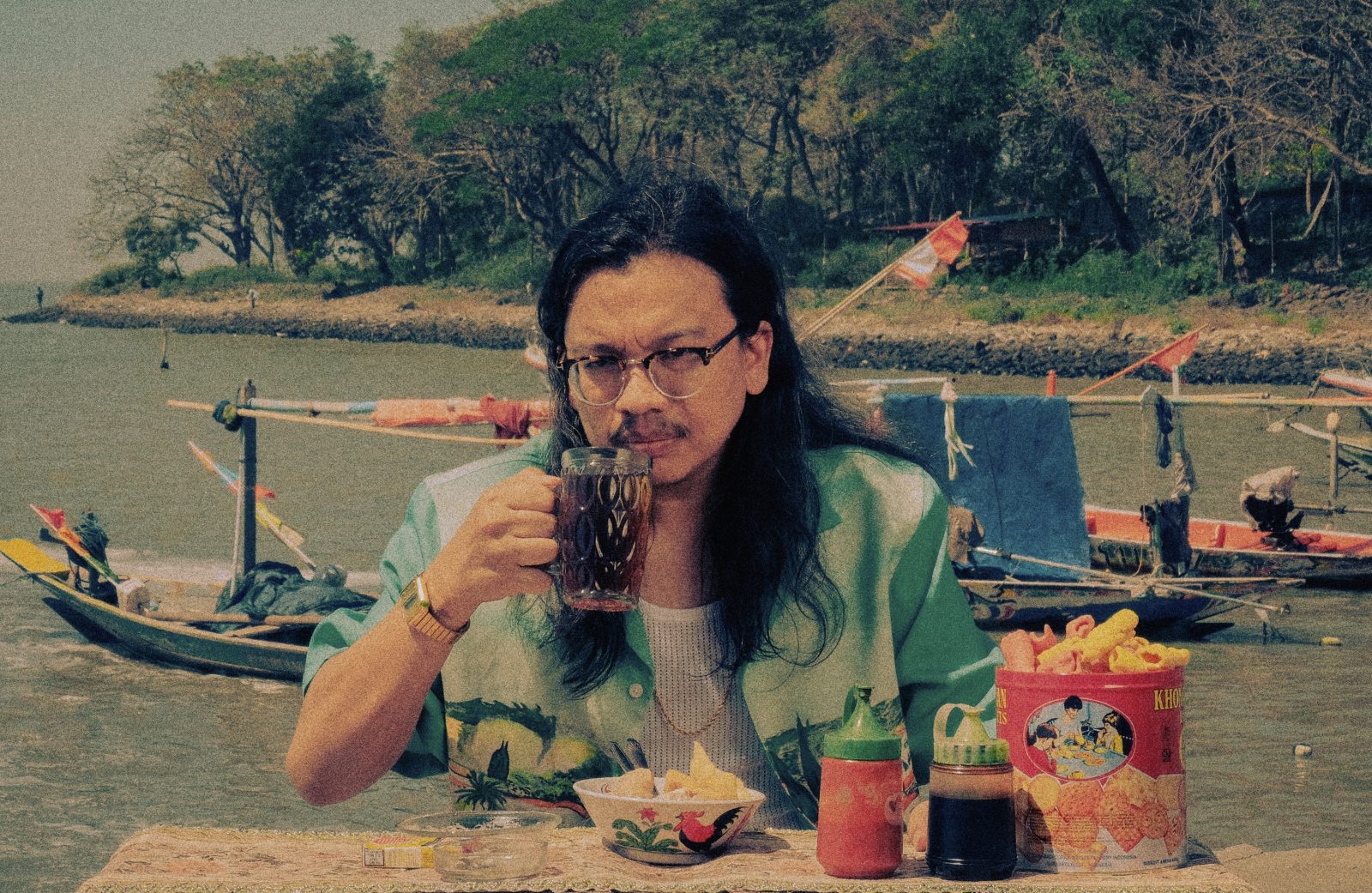 Juang Angan: Album yang Terbaca sebagai Memoar Boy Warongan Juang Angan: Album yang Terbaca sebagai Memoar Boy Warongan