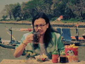 Juang Angan: Album yang Terbaca sebagai Memoar Boy Warongan Juang Angan: Album yang Terbaca sebagai Memoar Boy Warongan