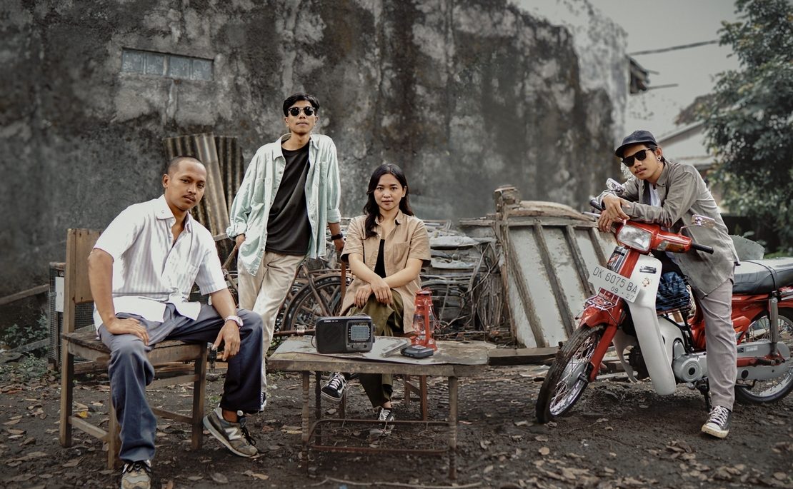 Mata Panda, Markesot, dan Konfrontasi Langsung dalam EP