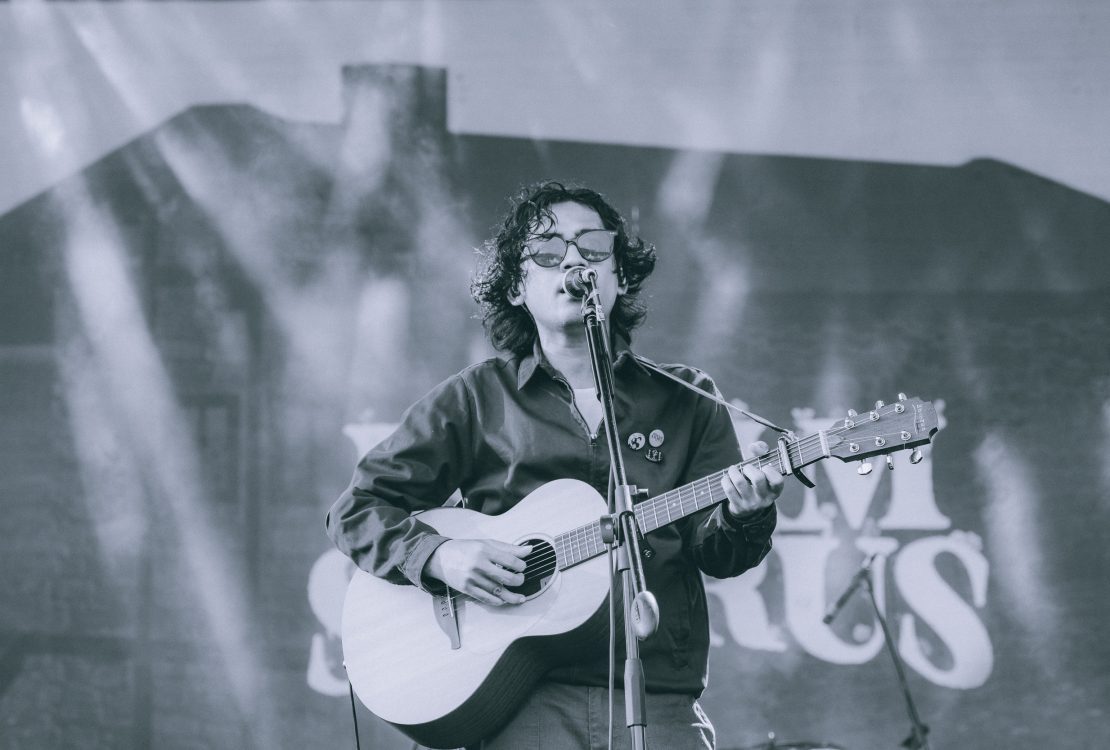 Jauh dari Rumah: Balada Ismam Saurus Selanjutnya Jauh dari Rumah: Balada Ismam Saurus Selanjutnya