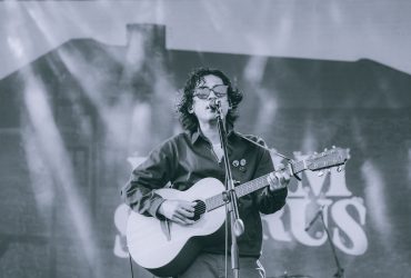 Jauh dari Rumah: Balada Ismam Saurus Selanjutnya Jauh dari Rumah: Balada Ismam Saurus Selanjutnya