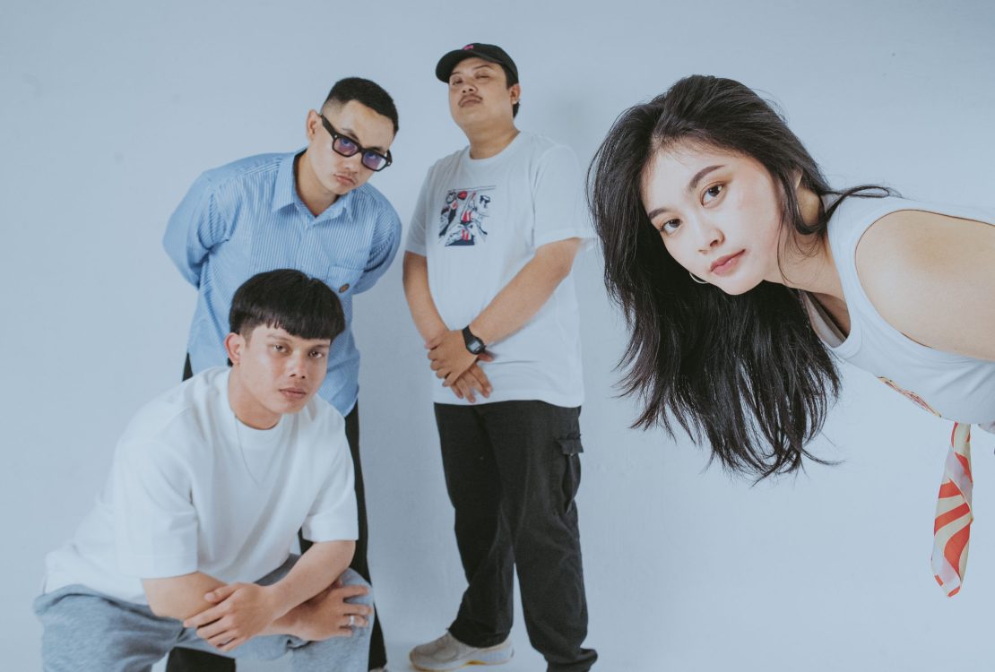 Dramatisasi Konsep Pleasure Seekers di Lagu Baru Dramatisasi Konsep Pleasure Seekers di Lagu Baru