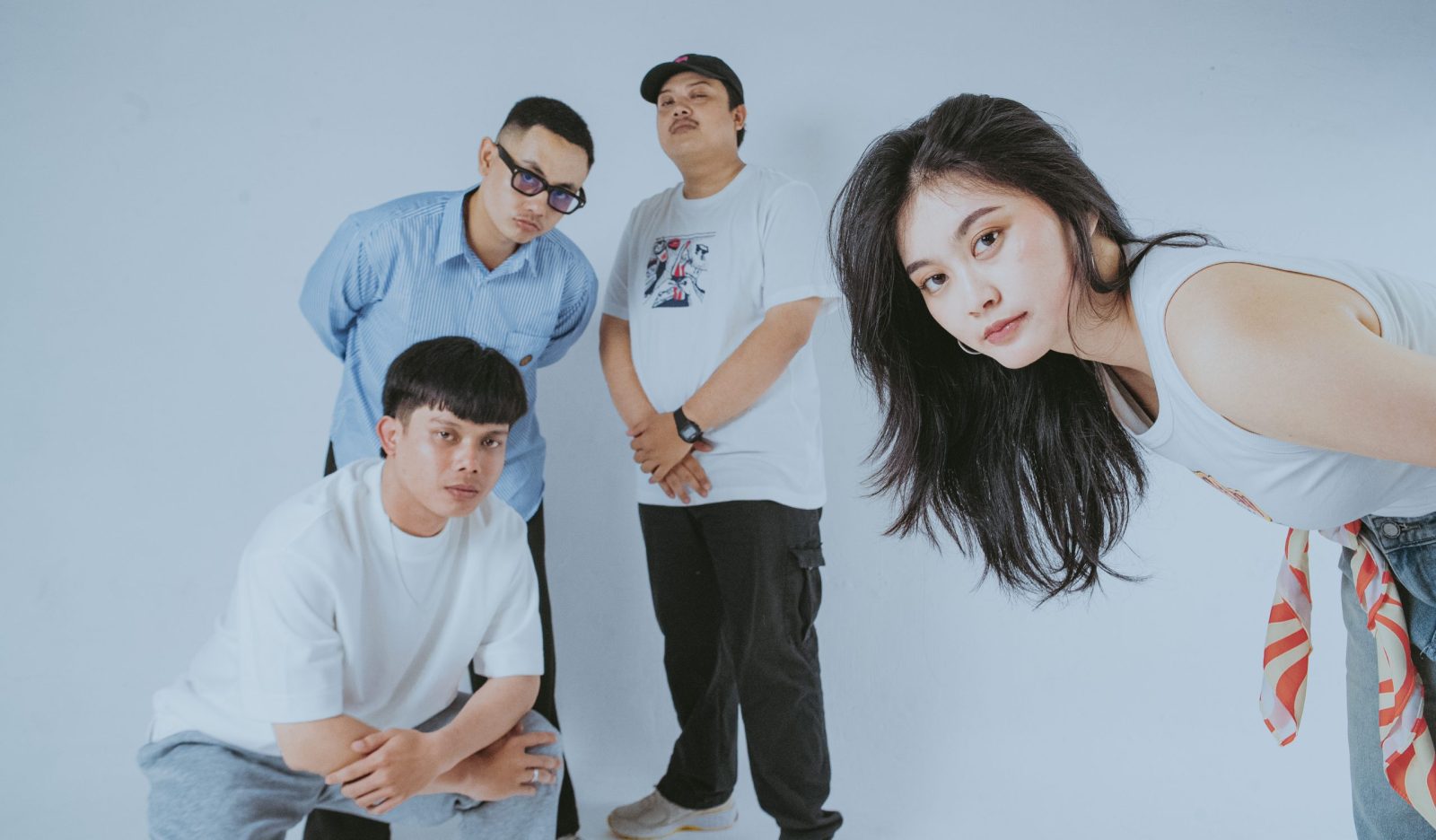 Dramatisasi Konsep Pleasure Seekers di Lagu Baru