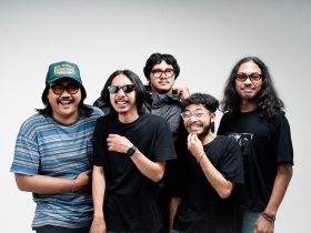 Lost In Bloom: ‘Foto’ Lawas yang Harus Disimpan dan Diingat Starrcy