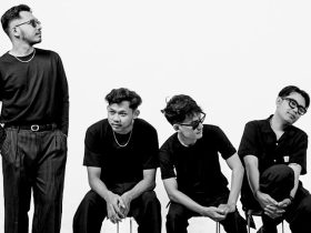 The Stack dan POV Kelas Menengah dalam Mini Album Pe(r)sona The Stack dan POV Kelas Menengah dalam Mini Album Pe(r)sona