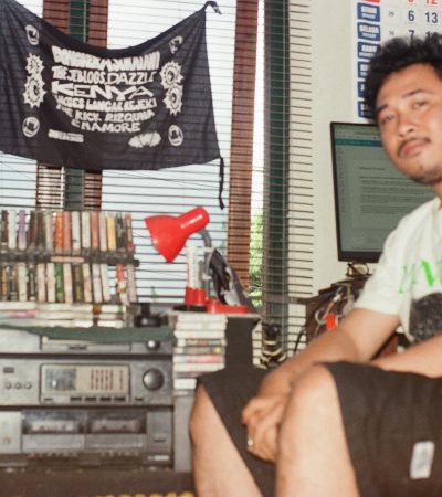 Refleksi Mass Tourism Melalui Musik Punk Refleksi Mass Tourism Melalui Musik Punk